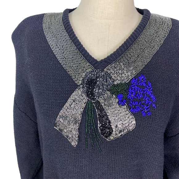 VINTAGE Bonnie Boerer Sweater Size M Navy Silver Embellished 80s Holiday knit - Picture 2 of 16
